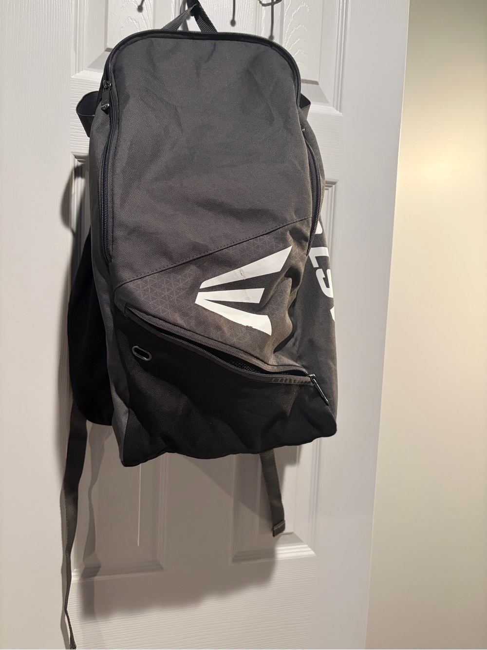Easton Black and Gray Kids Ball Bag